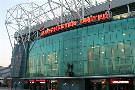 Momentum Menjadikan Old Trafford Angker Lagi Republika Online