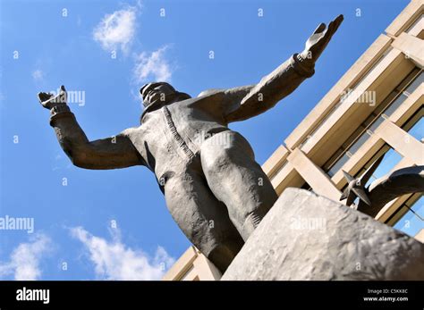 Yuri Gagarin Statue memorial sculpture in London Britain British Council Stock Photo - Alamy