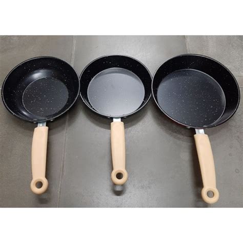 Jual Sinda Fry Pan Bulat 18cm Panci Penggorengan Shopee Indonesia