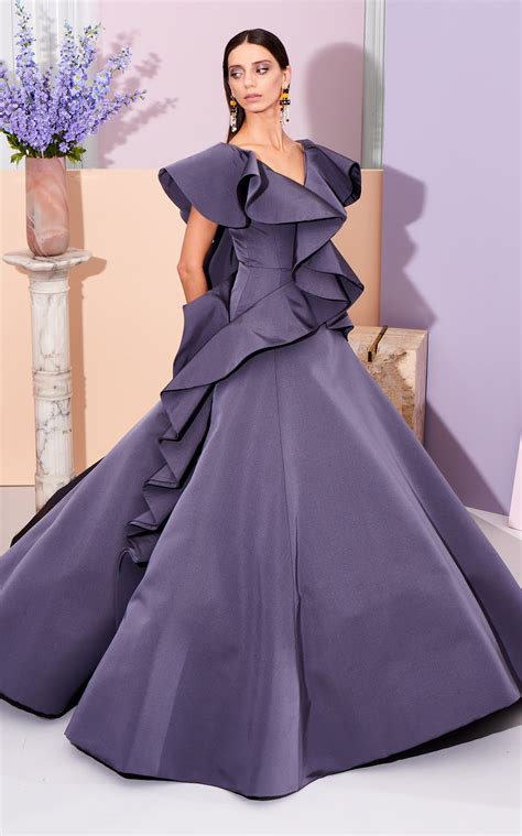 Unveiling The Elegance Of Christian Siriano Dresses