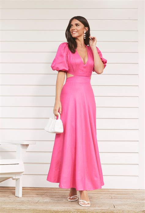 Lucy Mecklenburgh talks through her entire beauty routine