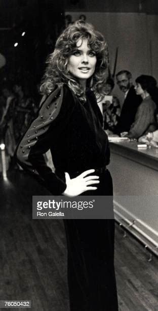Carol Alt 80s Photos and Premium High Res Pictures - Getty Images