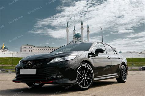 Литые диски на Тойота Камри в стиле Audi S-Line R19