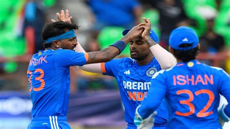 Ind vs WI Hardik Pandya न Jasprit Bumrah क रकरड कय चकनचर