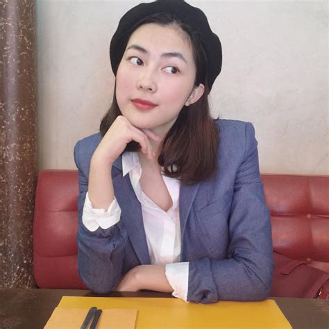 Chẳng thể rời mắt với 4 nàng hot girl sở hữu vẻ đẹp cổ điển và cực nữ tính