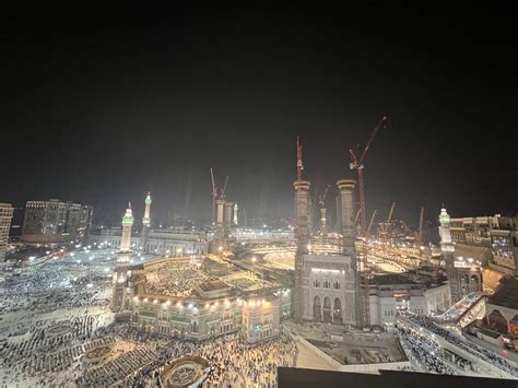 The Haram a few nights ago : r/saudiarabia