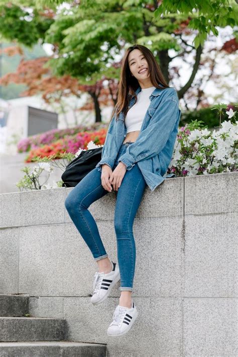 15 Fashionable Korean Girl Style Ideas For Holiday Korean Street