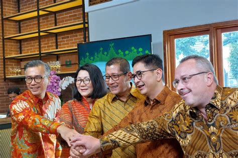 Indika Energy Indy Habiskan Investasi Rp Miliar Di Kendaraan Listrik