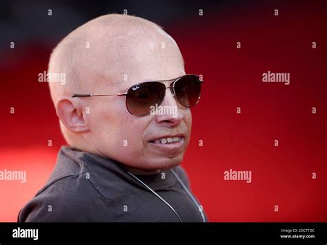 Verne troyer harry potter hi-res stock photography and images - Alamy