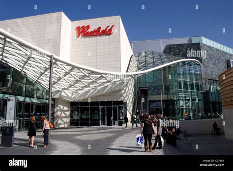 Westfield Shepherds Bush Hi Res Stock Photography And Images Alamy