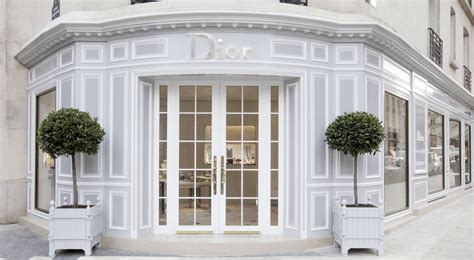 Dior is opening a pop up shop on the Champs Elysées Lifestyle Asia Paris