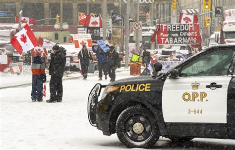 Ottawa Police Have Been Amazing Convoy Protestors Say As Calls For