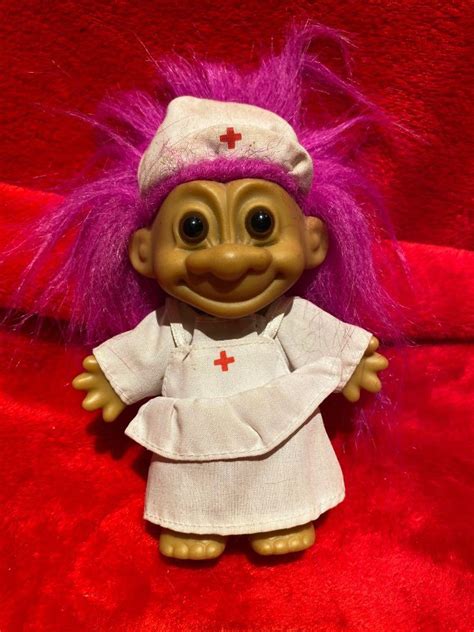 Vintage Trolls 8” With Clothes Hobbies And Toys Memorabilia