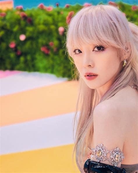 6 K Pop Artists Who Started Fresh This 2023 Chuu Sandara Park