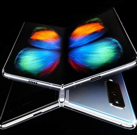Гибкий смартфон от Samsung. Что такое Galaxy Fold и почему он крут ...
