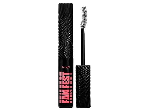 Review: Benefit Cosmetics Fan Fest Mascara | Canoe.Com