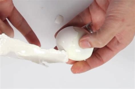 The Trick To Easily Peel Hard Boiled Eggs