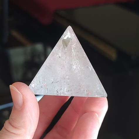 2 Clear Quartz Tetrahedron Crystal 2 18 Oz Fire Element Of The