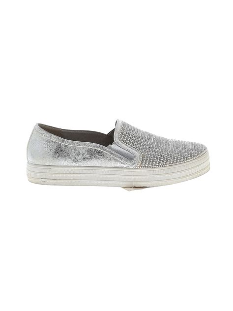 Skechers Marled Gray Silver Sneakers Size 11 61 Off Thredup