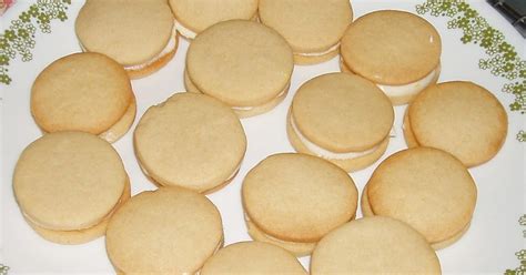 The Pastry Chefs Baking Lemon Cream Filled Cookies