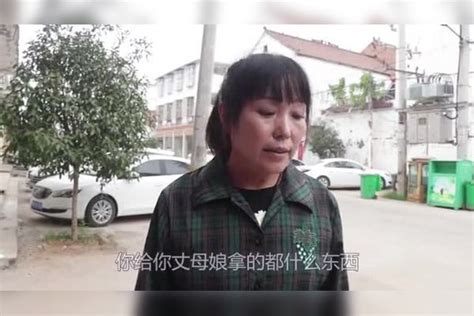 中秋临近儿媳回娘家，婆婆对俩儿媳态度截然不同，结局大快人心