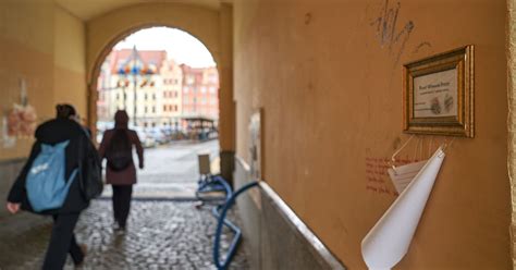 Punkty Wymiany Poezji działają już w Poznaniu Warszawie Krakowie Cz