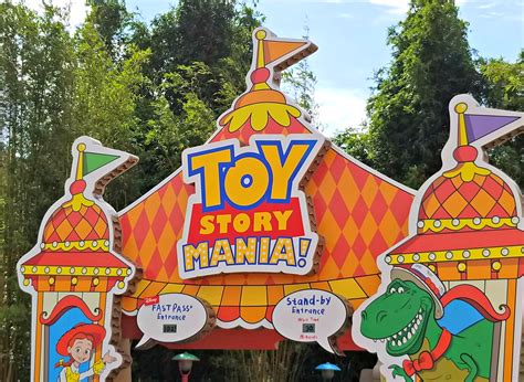 Toy Story Mania Ride Entrance - Funtastic Life