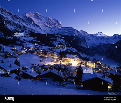 Schweiz Europa Berner Oberland Wengen Jungfrau Kanton Bern Bei Nacht