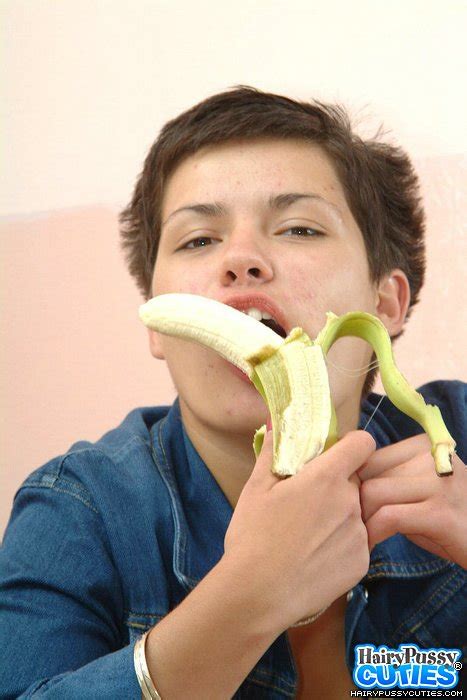 Short Haired Brunette With Big Naturals Pos XXX Dessert Picture