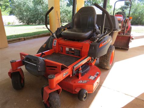 Lot 13 2018 Kubota Z122R Kommander 0 Turn Mower AuctionsPlus