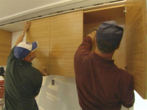 10 Kitchen Cabinet Tips | DIY