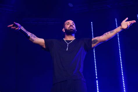 Drake Reveals New Album For All The Dogs To Accompany Poetry Book