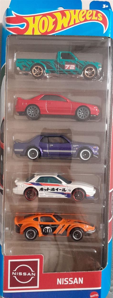 Hot Wheels Pack 5 Nissan Universo Hot Wheels