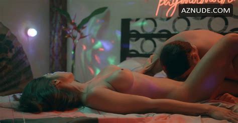 SHEILA SNOW Nude AZNude