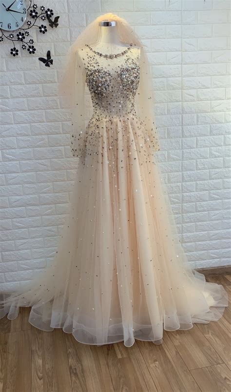 Sexy Long Sleeves Sparkle Beaded Bodice Nude Beige A Line Wedding Dress With Matching Veil And