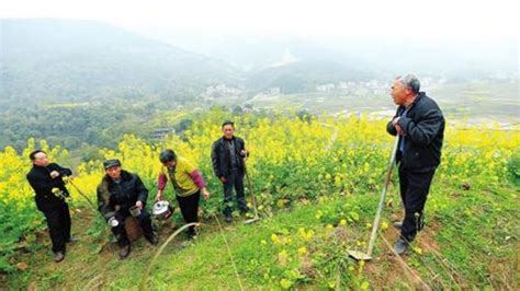 農村怪現象，60多歲還在幹活，為何不安享晚年，專家想不通 每日頭條