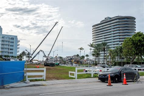 Aumentan A 28 Las Víctimas Mortales Del Derrumbe En Miami Dade