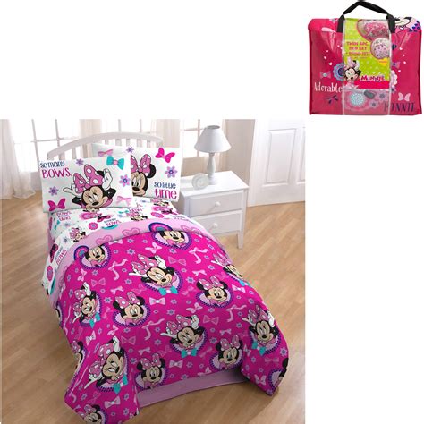 Disney Minnie Mouse 4 Piece Bedding Set