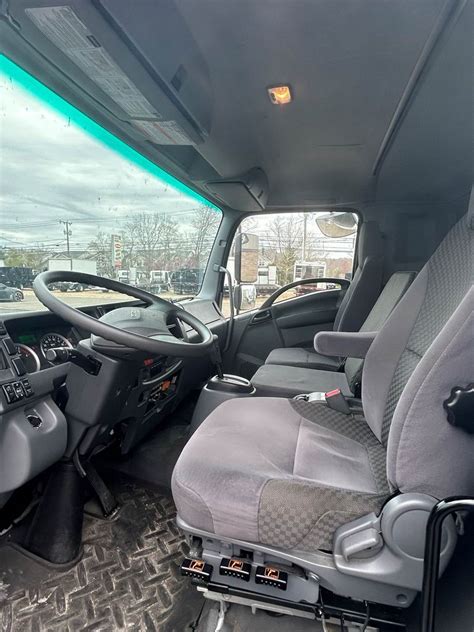 2020 Isuzu Ftr Box Truck Handshakefleet