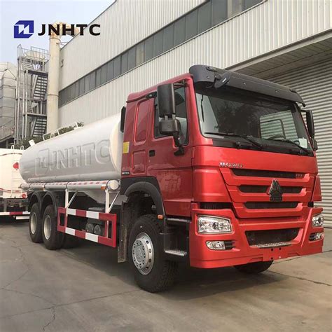 New Sinotruk HOWO LHD 6X4 336HP 18cbm Potable Water Tanker Trucks