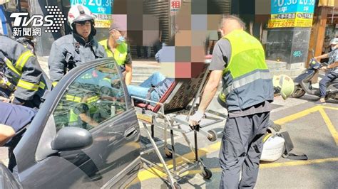 新北男開車上班路中睡死一度昏迷 警消破窗驚現毒品、針頭 Yahoo奇摩汽車機車