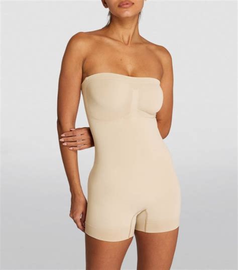 Womens Skims Nude Seamless Sculpt Strapless Shorts Bodysuit Harrods UK