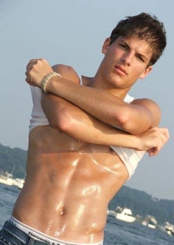 Ashton Kutcher Sweaty And Shirtless Naked Male Celebrities