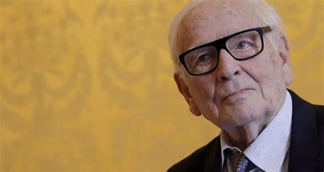 Morre Aos Anos Pierre Cardin Estilista Franc S Mais Famoso Do Mundo