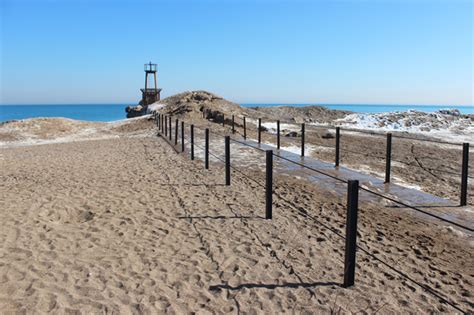 These Before and After Photos of Rogers Park Beaches Prove Winter is ...