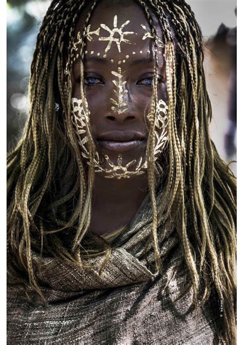 Couleur Locale • Serge Anton Madagascar Girl Sakalava Couleur Locale