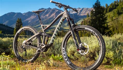 Niner Goes 27 5 With The New RIP 9 RDO And JET 9 RDO Singletracks