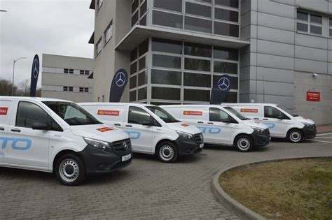 W Warszawie Poczta Polska Testuje Elektromobile Biuro Prasowe Poczty