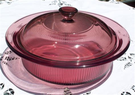 Corning Ware Visions Cranberry V 31 B Ribbed Casserole With