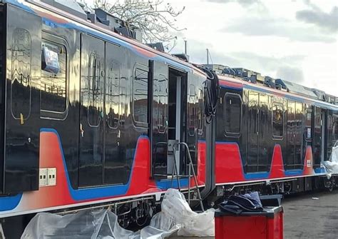 Metro A Catania Arriva Il Nuovo Treno Foto Liveunict